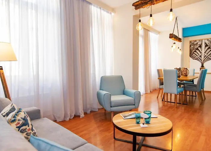 La Belle Vie Semesterbostad