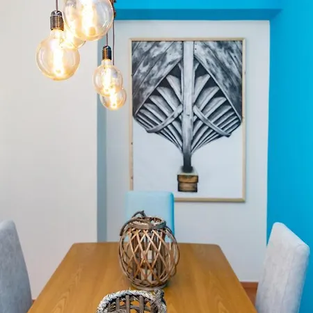 La Belle Vie * Tínos